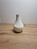 FLORA Relief-Vase – 3D-gedruckte Kunstvase mit organischem Blüten-Muster